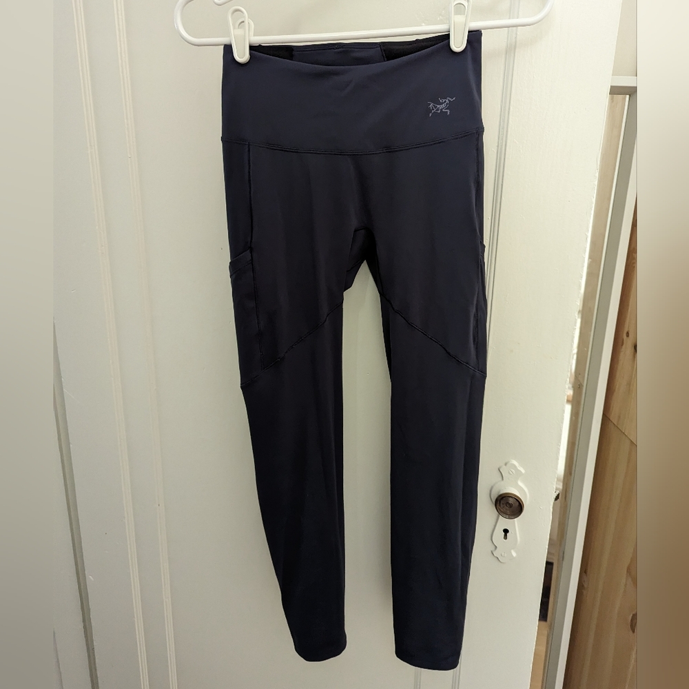 Arc'teryx oriel leggings, navy, XS
